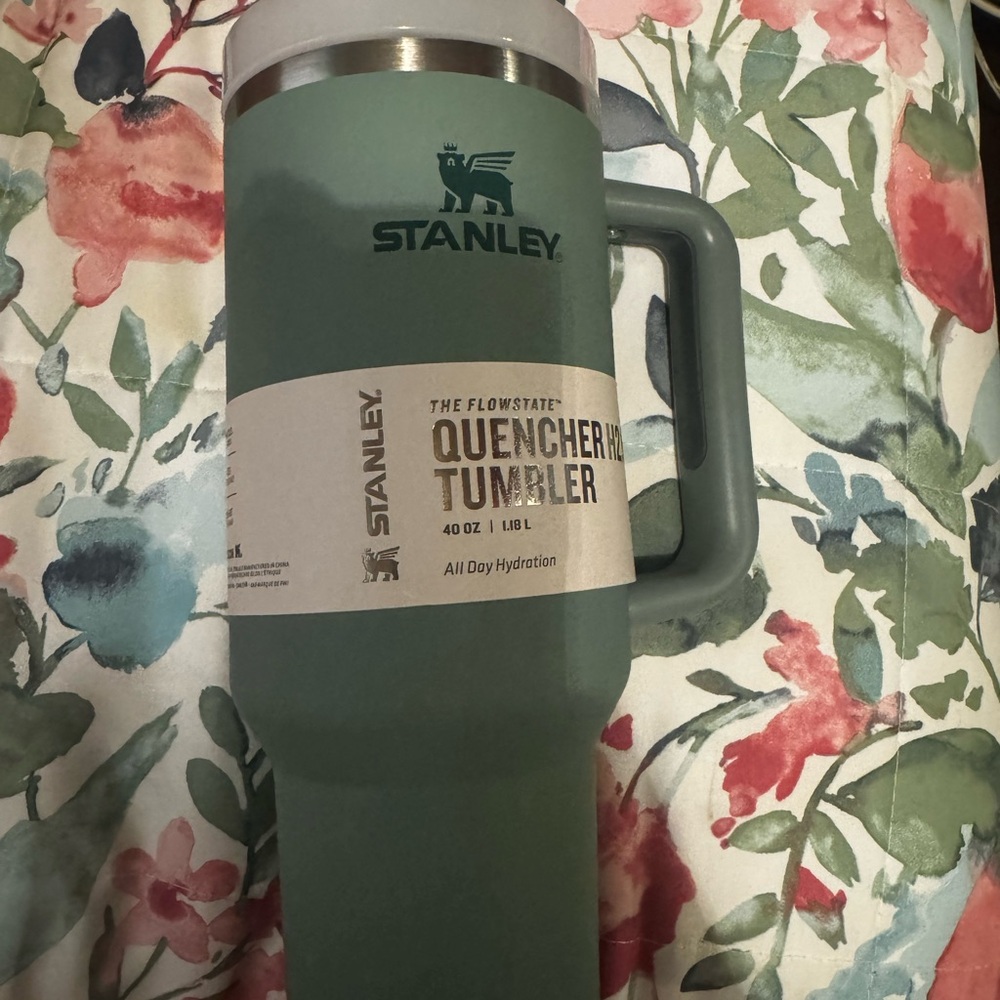 Stanley Green Quencher H2.0 Tumbler